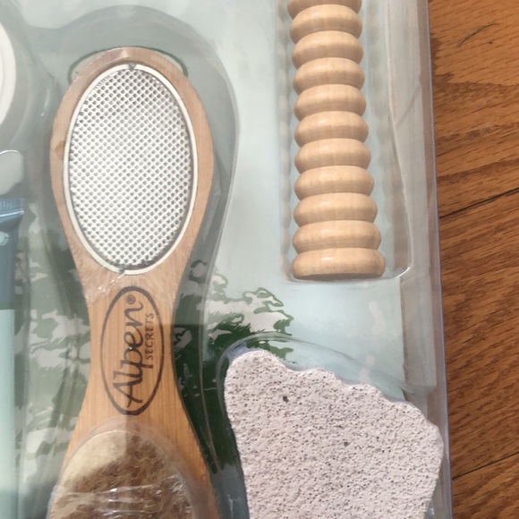 Allen Foot Care Kit - Picture 4 of 4
